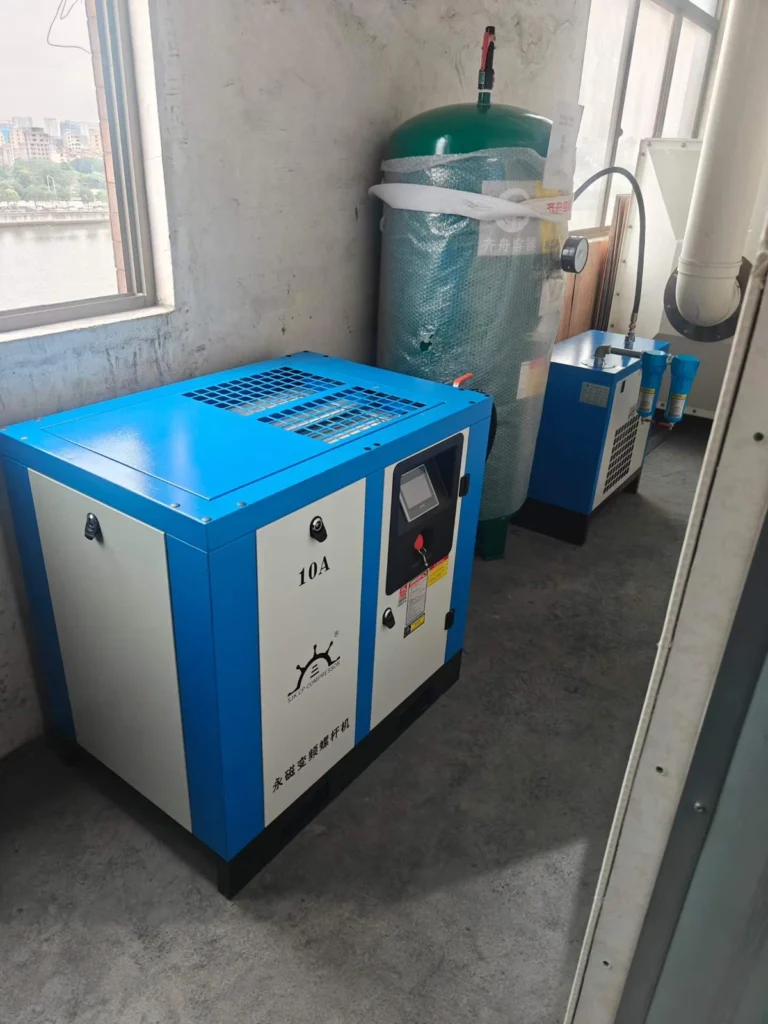 Compact SM compressor installed indoors with a separate air receiver, refrigerated dryer and filters.